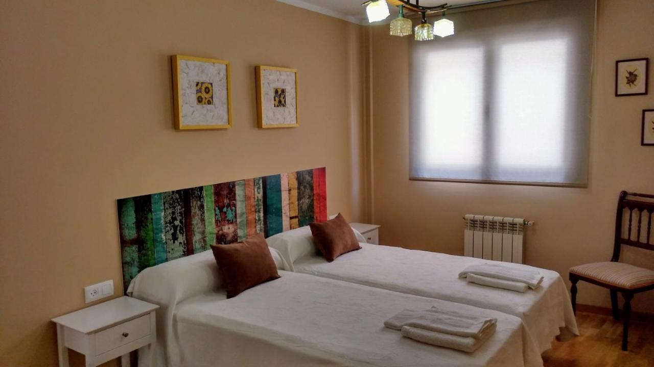 Atur Appartement Onís Buitenkant foto